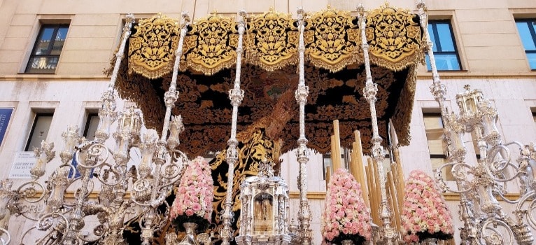 Semaine Sainte à Malaga et à Séville – Vierge de Lágrimas y Favores